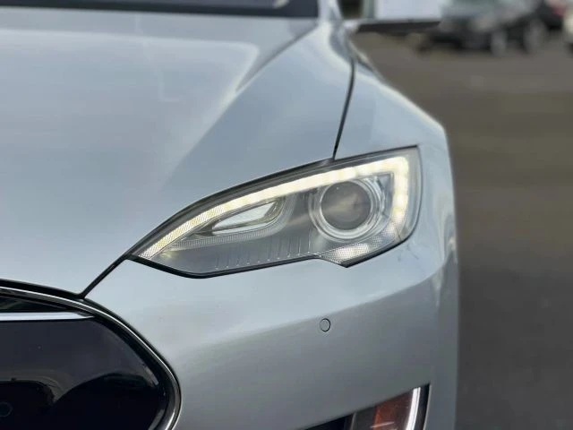 2014 Tesla Model S - Image 6 of 21