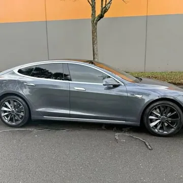 2014 Tesla Model S 85D