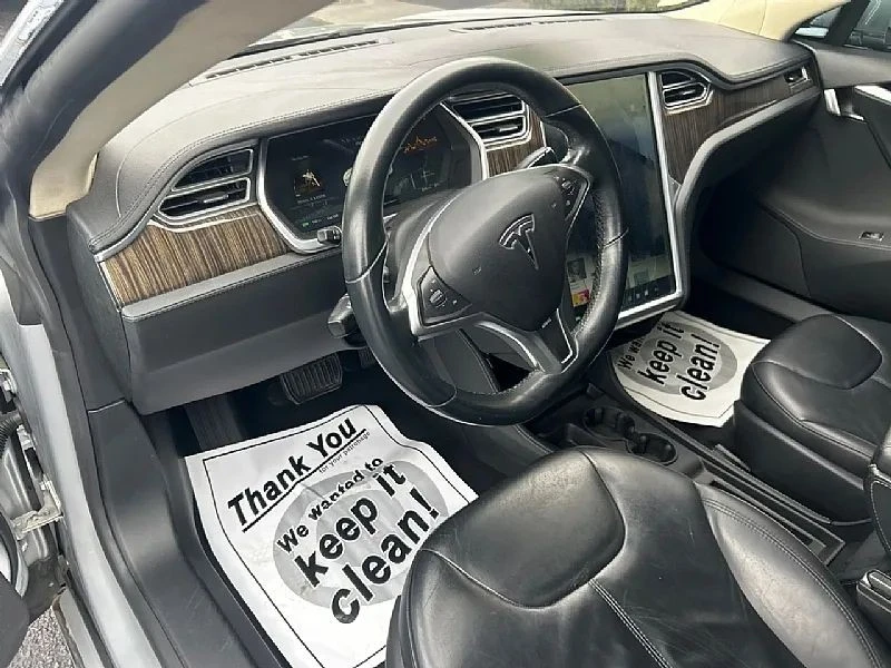 2014 Tesla Model S - Image 6 of 12