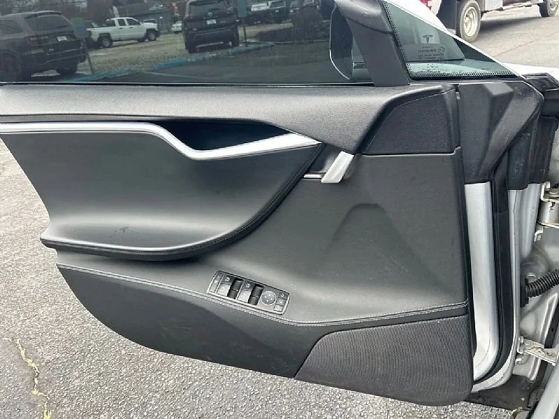 2014 Tesla Model S - Image 12 of 12