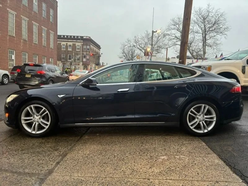 2014 Tesla Model S - Image 6 of 12