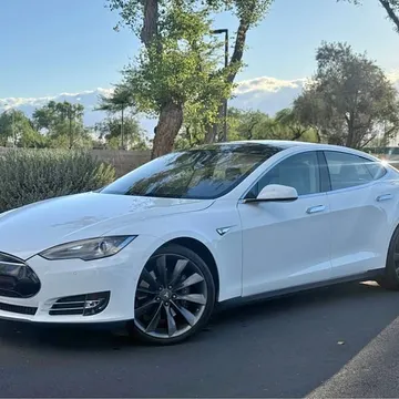 2014 Tesla Model S