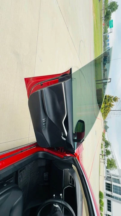 2014 Tesla Model S - Image 13 of 17