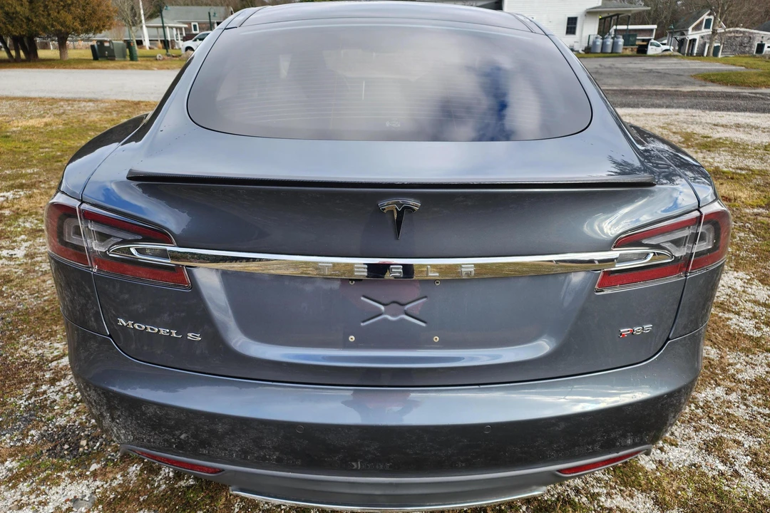 2014 Tesla Model S - Image 5 of 31