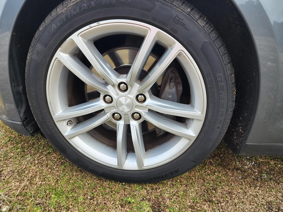 2014 Tesla Model S - Image 21 of 31