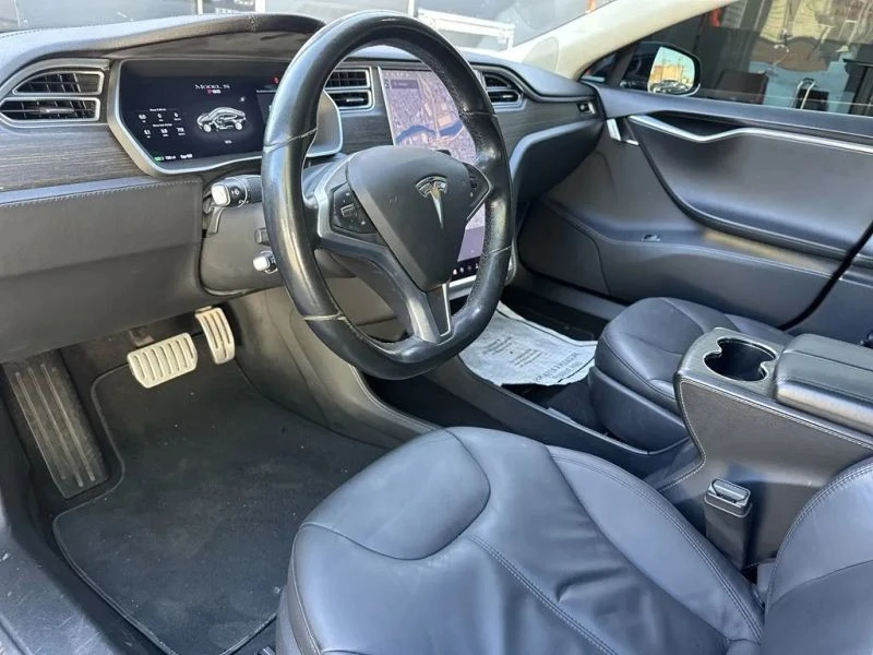 2014 Tesla Model S - Image 10 of 12