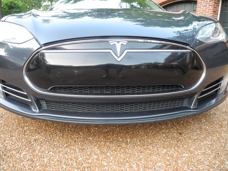 2014 Tesla Model S - Image 20 of 31