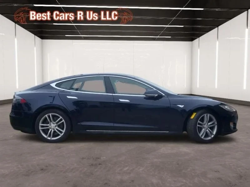 2014 Tesla Model S - Image 10 of 12