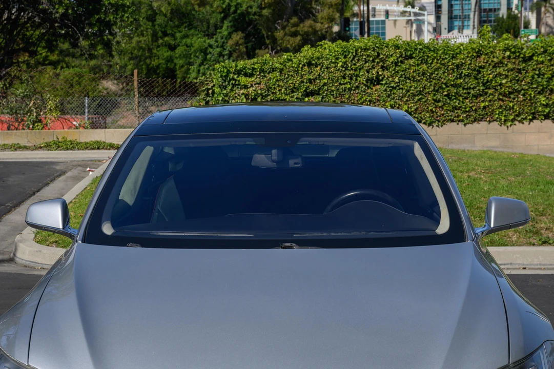 2014 Tesla Model S - Image 18 of 31