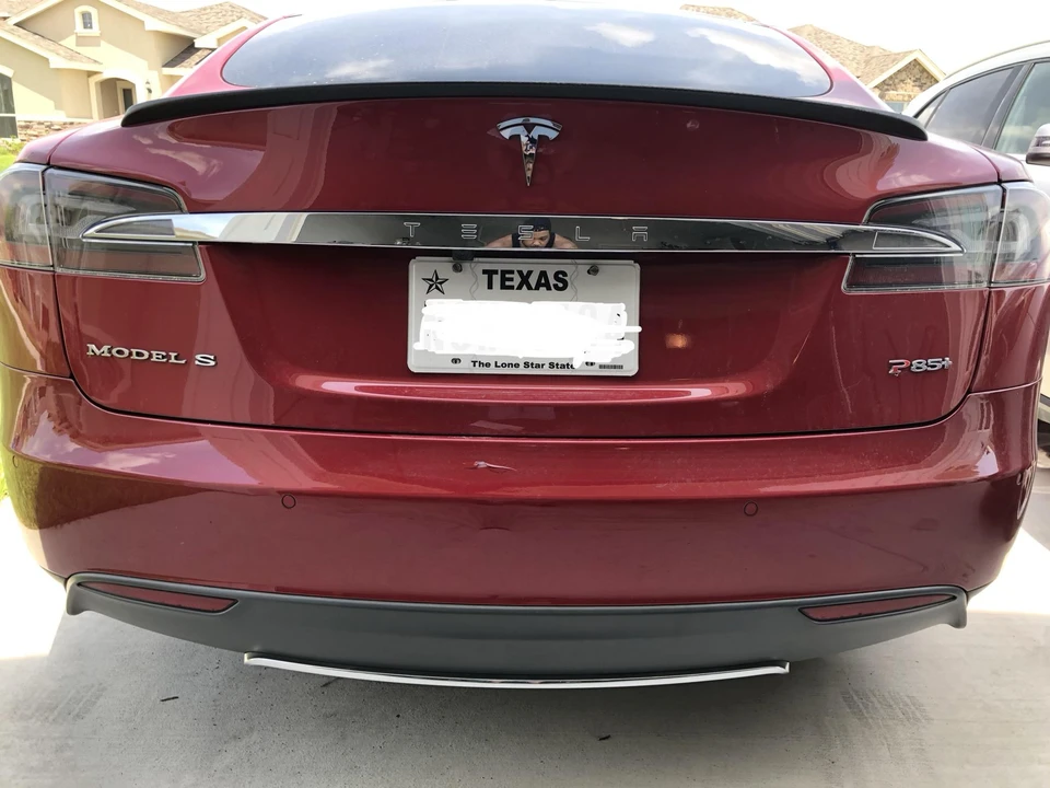 2014 Tesla Model S - Image 8 of 31