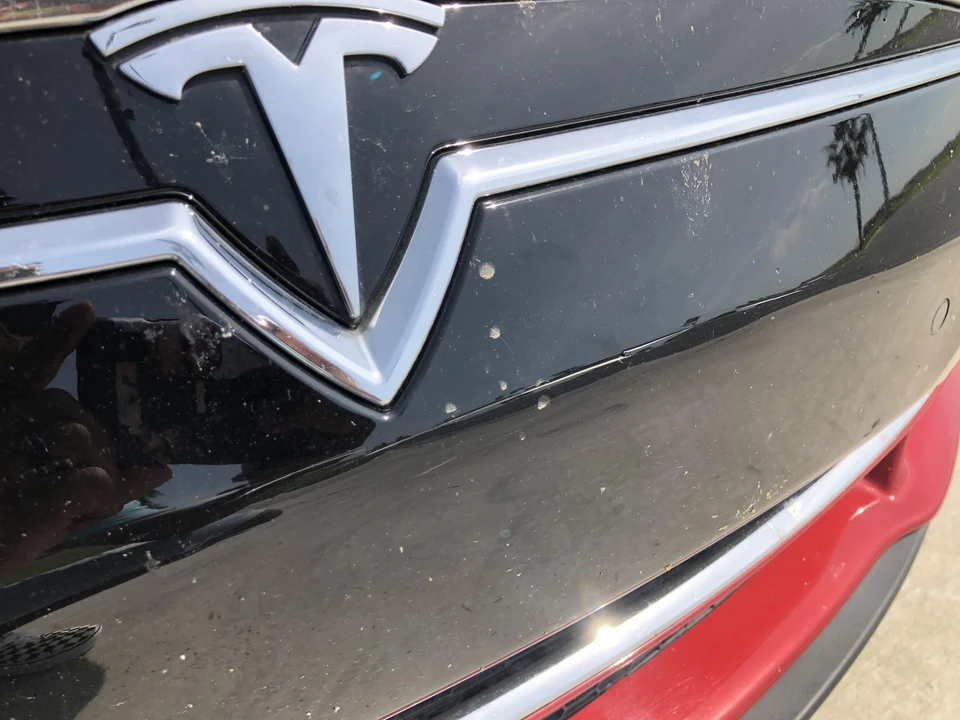 2014 Tesla Model S - Image 14 of 31