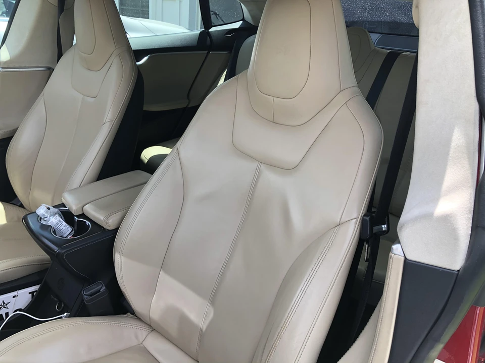 2014 Tesla Model S - Image 30 of 31