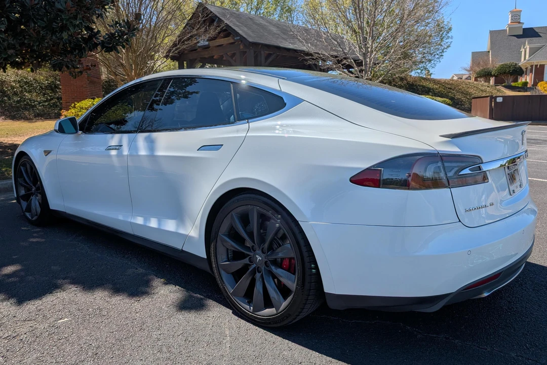 2014 Tesla Model S - Image 4 of 31