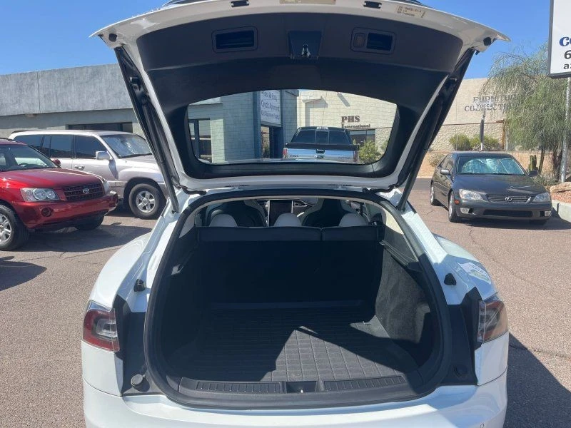 2014 Tesla Model S - Image 15 of 21