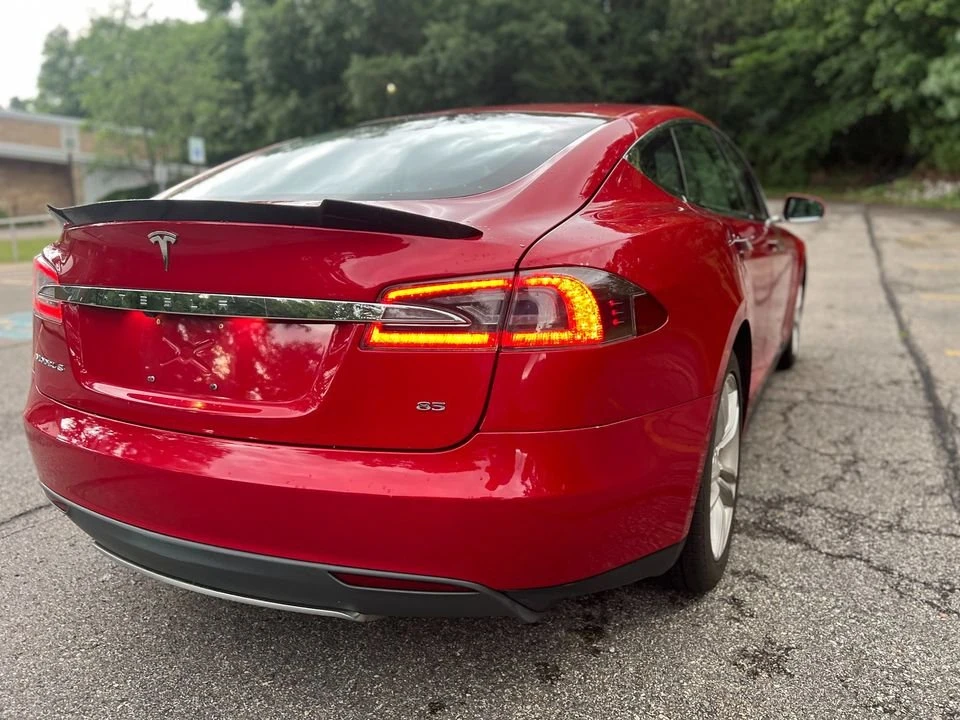 2014 Tesla Model S - Image 8 of 19