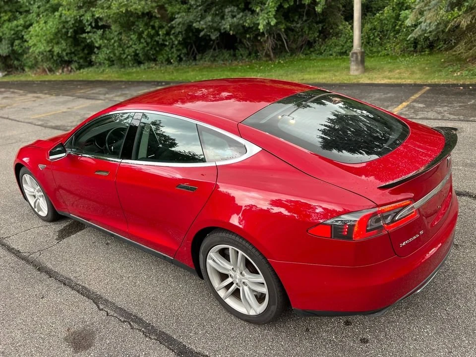 2014 Tesla Model S - Image 10 of 19