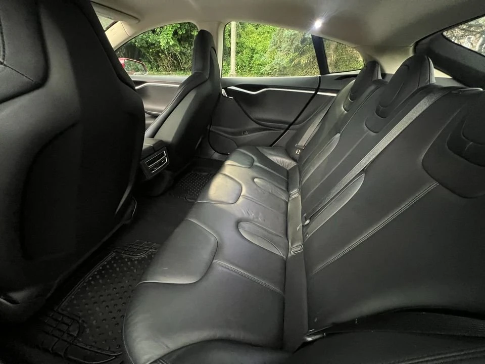 2014 Tesla Model S - Image 14 of 19