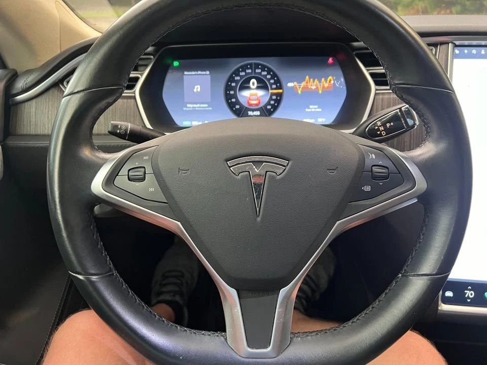 2014 Tesla Model S - Image 19 of 19
