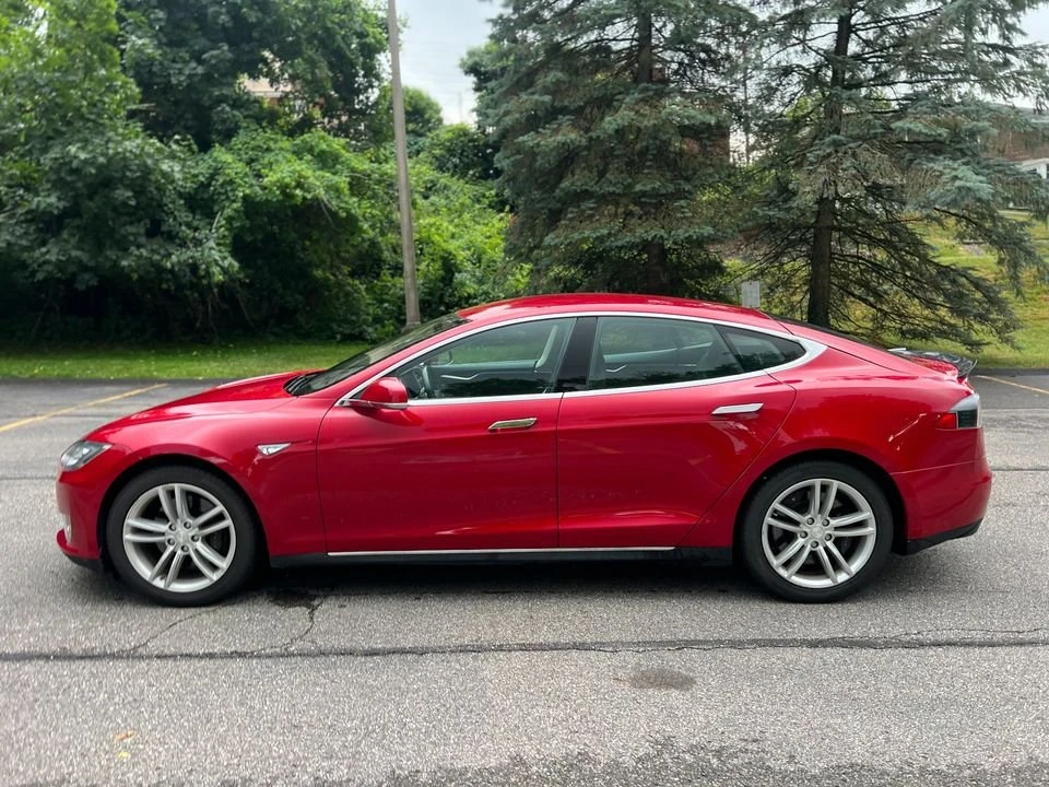 2014 Tesla Model S - Image 2 of 19