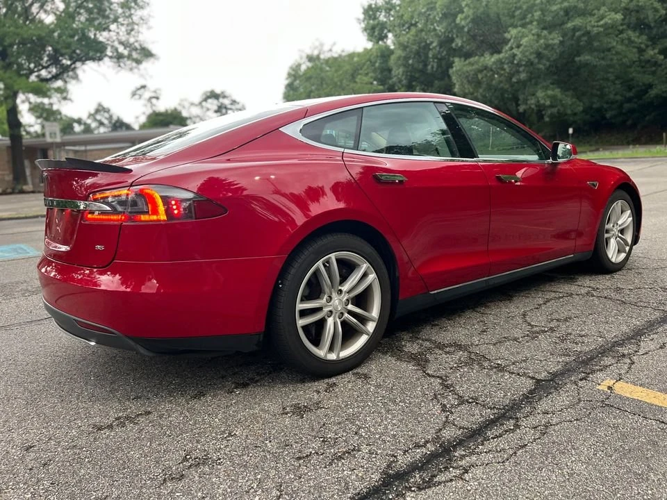 2014 Tesla Model S - Image 7 of 19