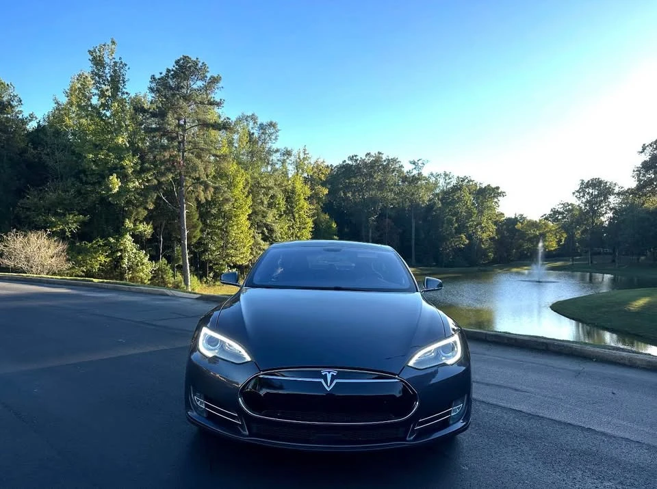 2014 Tesla Model S - Image 3 of 15