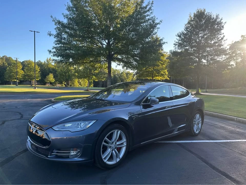 2014 Tesla Model S - Image 7 of 15