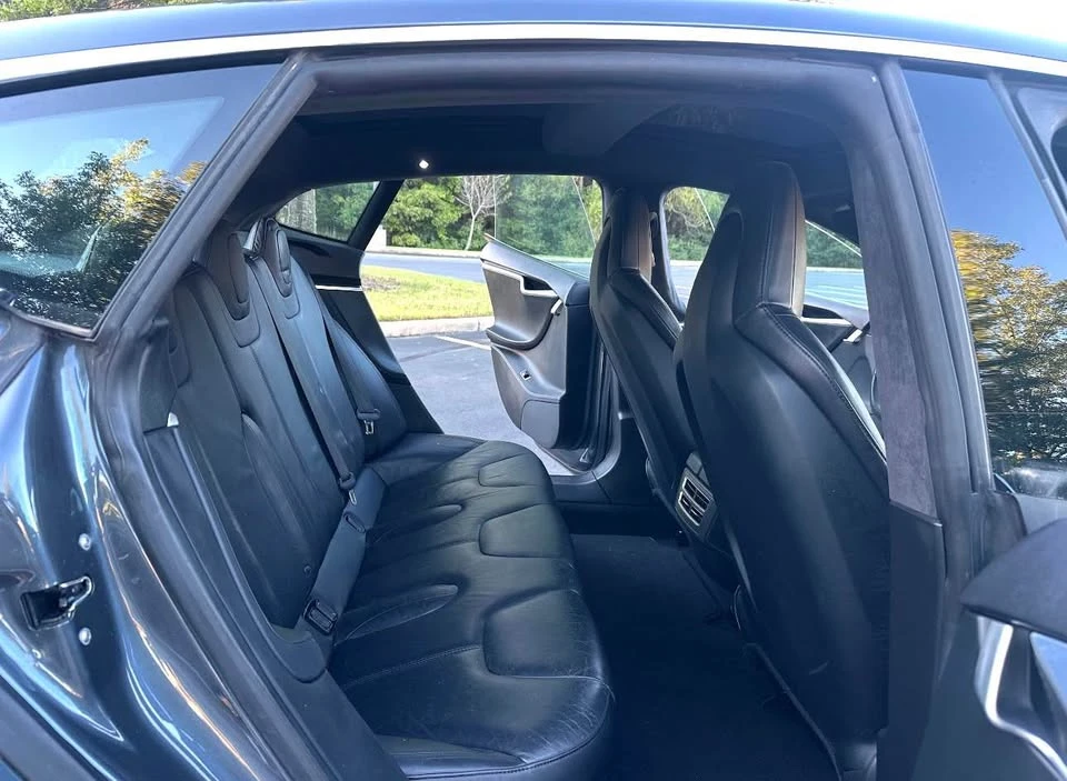 2014 Tesla Model S - Image 13 of 15
