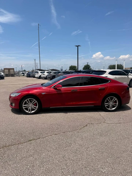 2014 Tesla Model S - Image 2 of 15