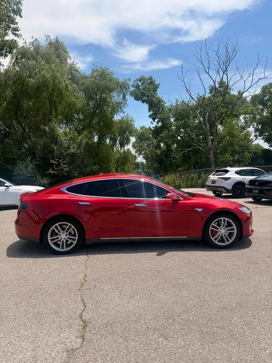 2014 Tesla Model S - Image 6 of 15