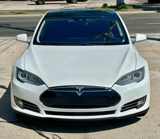 2014 Tesla Model S - Image 3 of 31