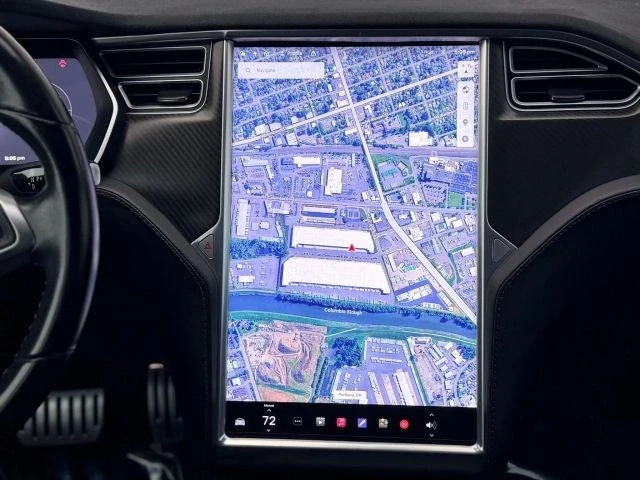 2014 Tesla Model S - Image 18 of 21
