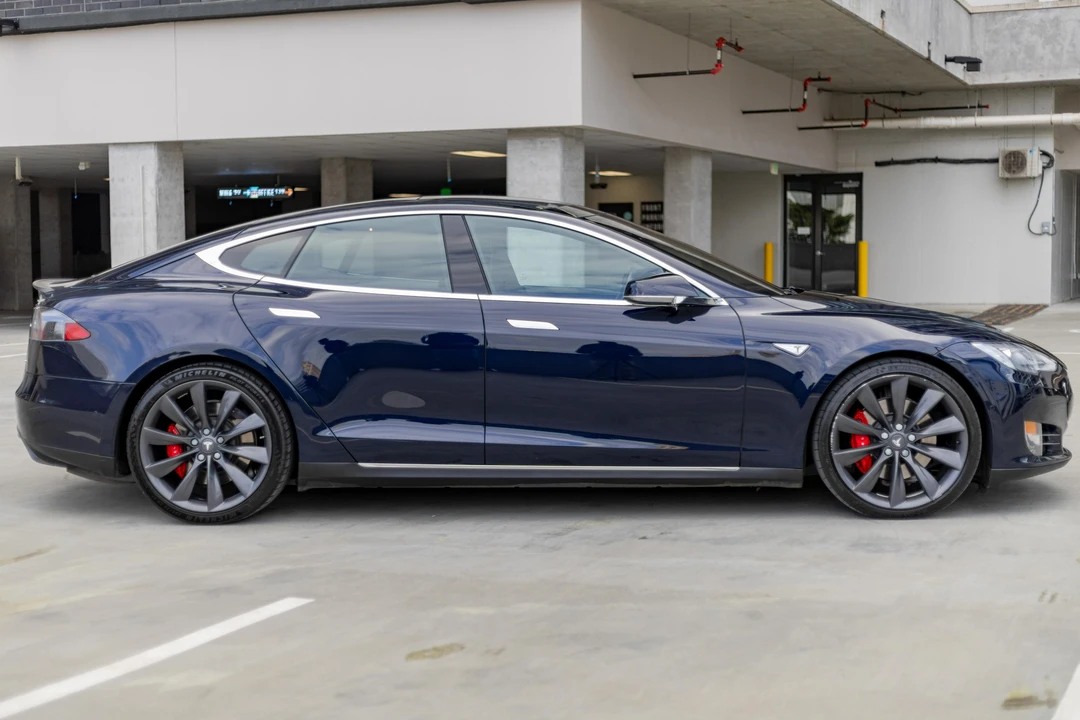 2014 Tesla Model S - Image 3 of 31
