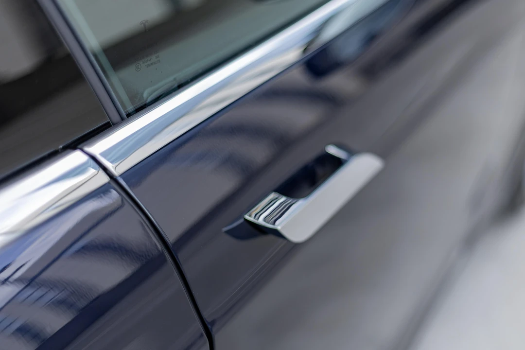2014 Tesla Model S - Image 30 of 31