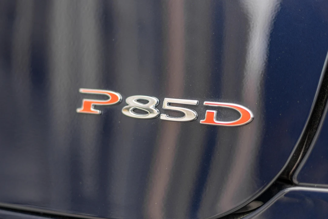 2014 Tesla Model S - Image 29 of 31