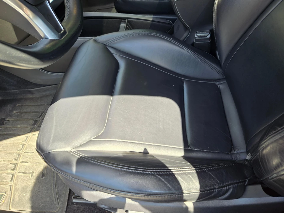 2014 Tesla Model S - Image 26 of 31