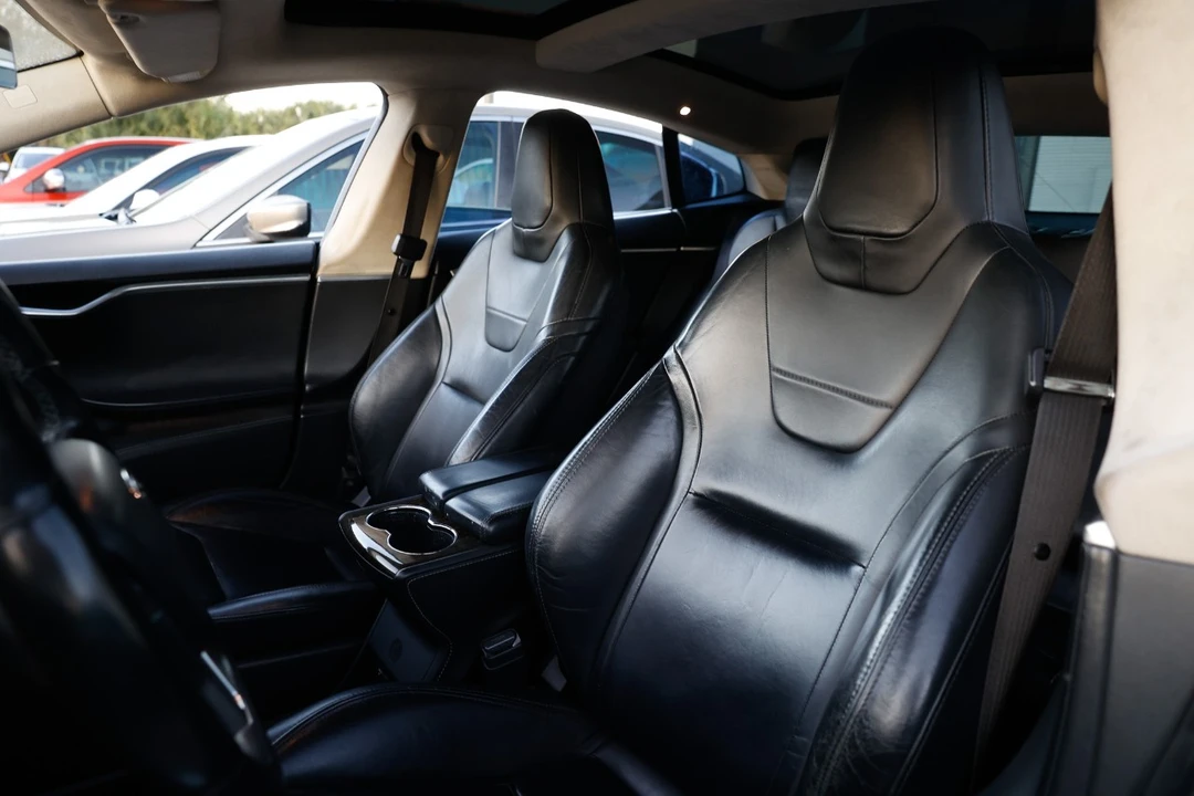 2014 Tesla Model S - Image 6 of 12