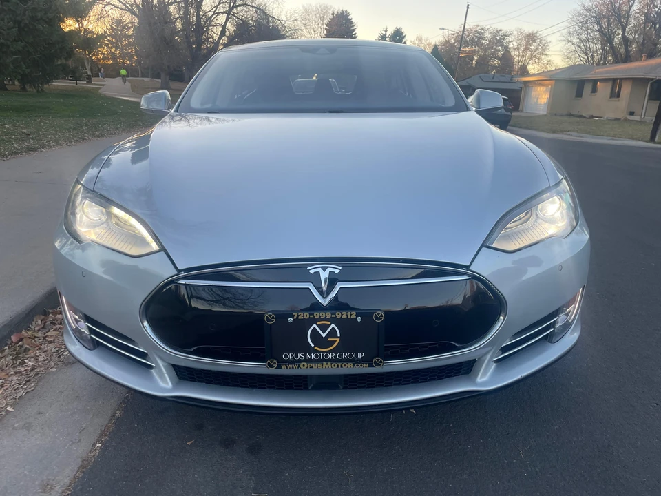 2014 Tesla Model S - Image 6 of 31
