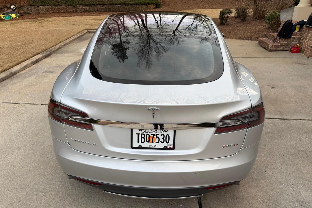 2014 Tesla Model S - Image 5 of 31