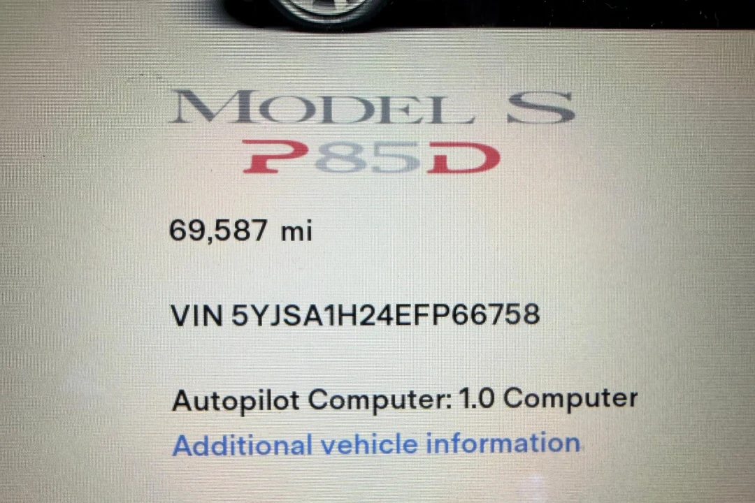 2014 Tesla Model S - Image 28 of 31