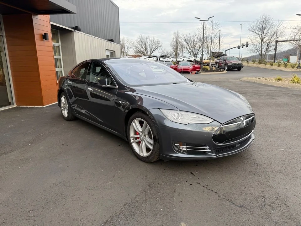 2014 Tesla Model S - Image 3 of 17
