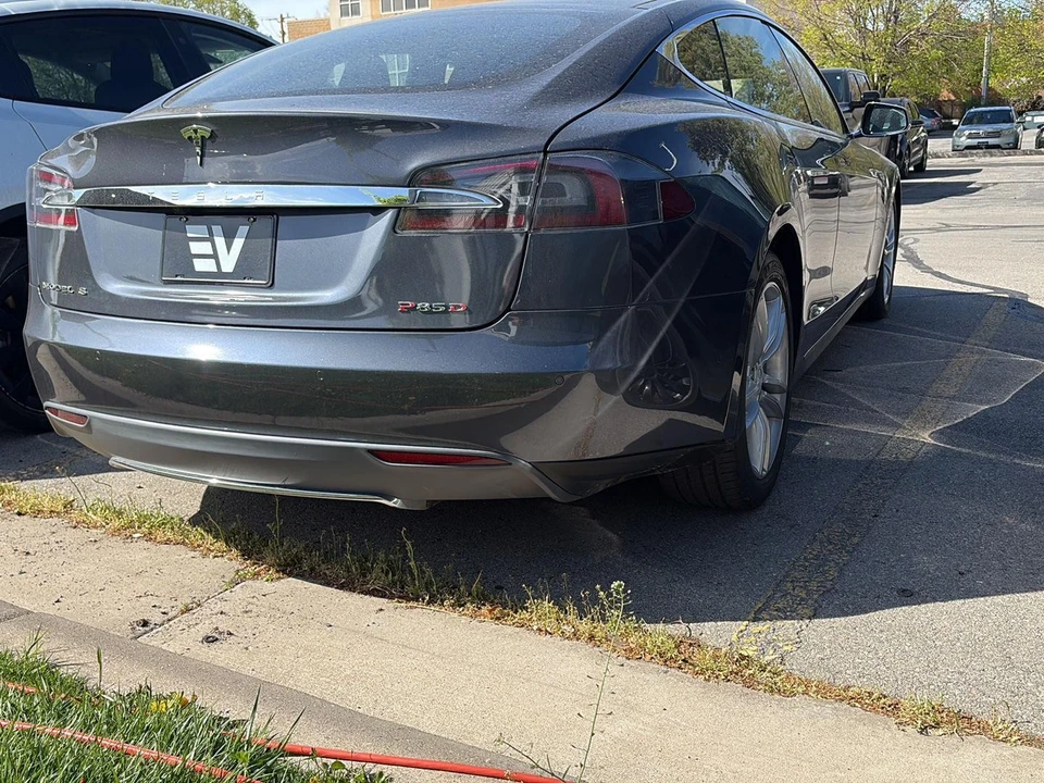 2014 Tesla Model S - Image 6 of 6