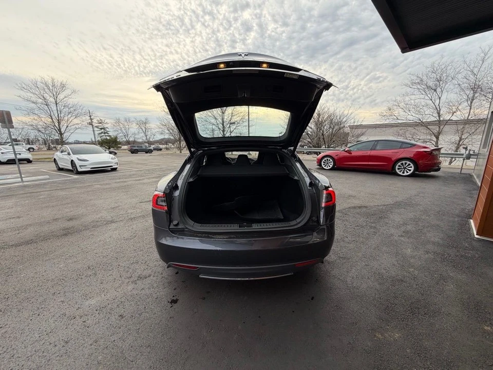 2014 Tesla Model S - Image 6 of 17
