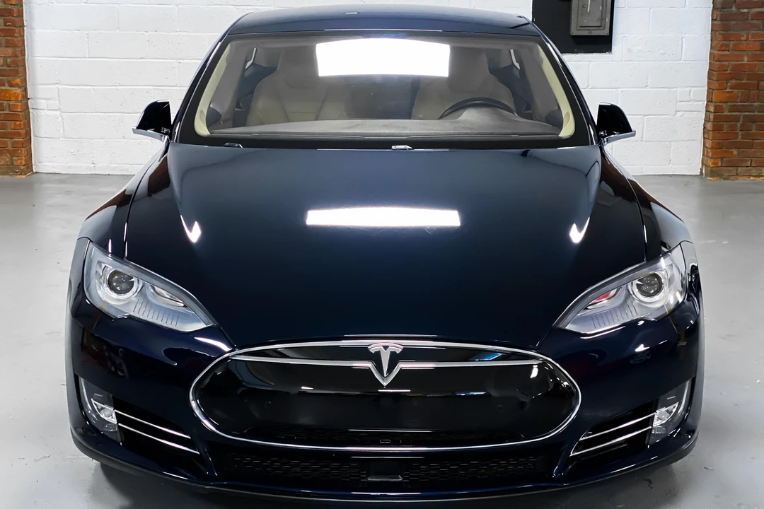 2014 Tesla Model S - Image 2 of 31