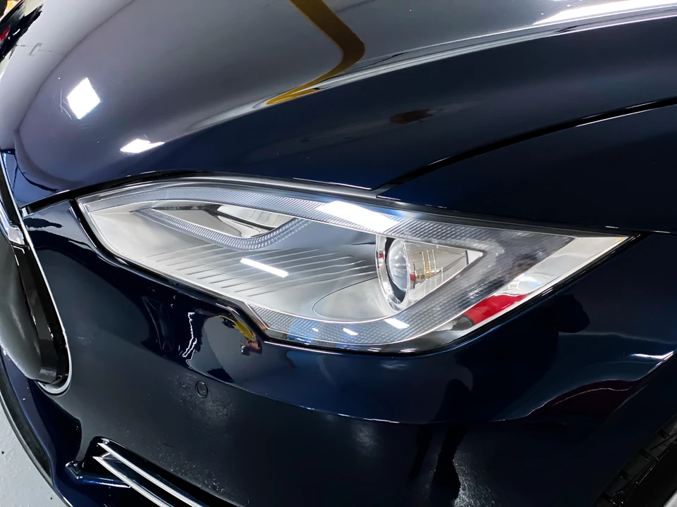 2014 Tesla Model S - Image 12 of 31