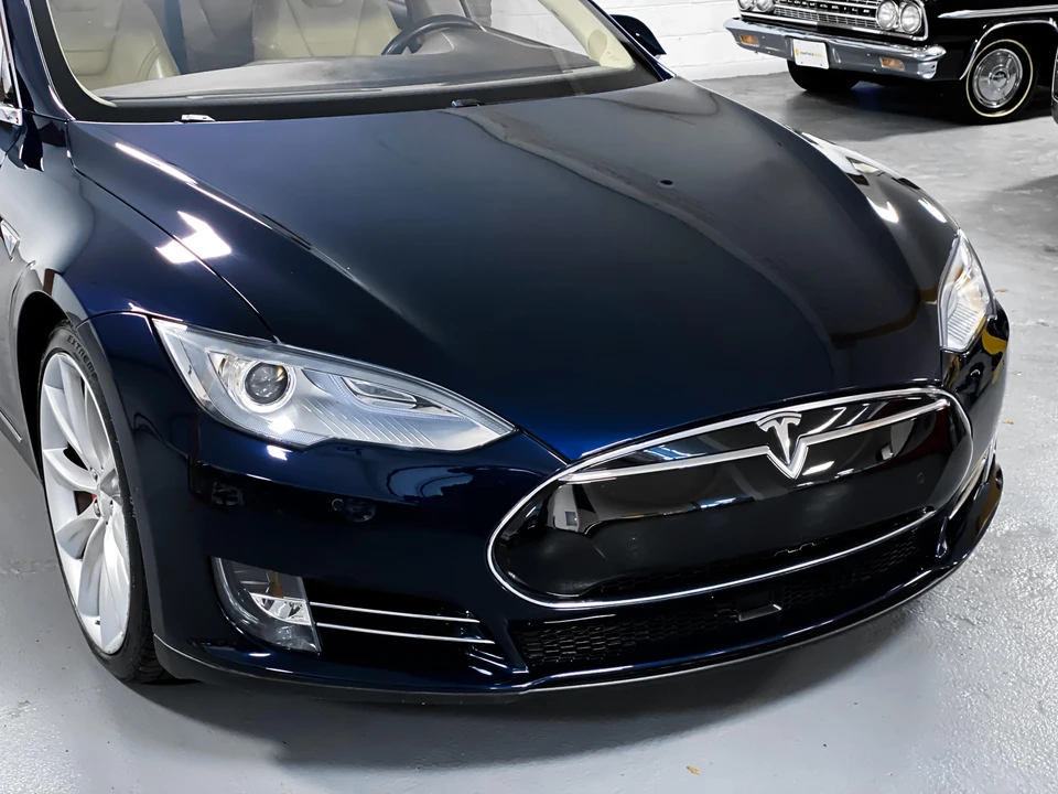 2014 Tesla Model S - Image 22 of 31