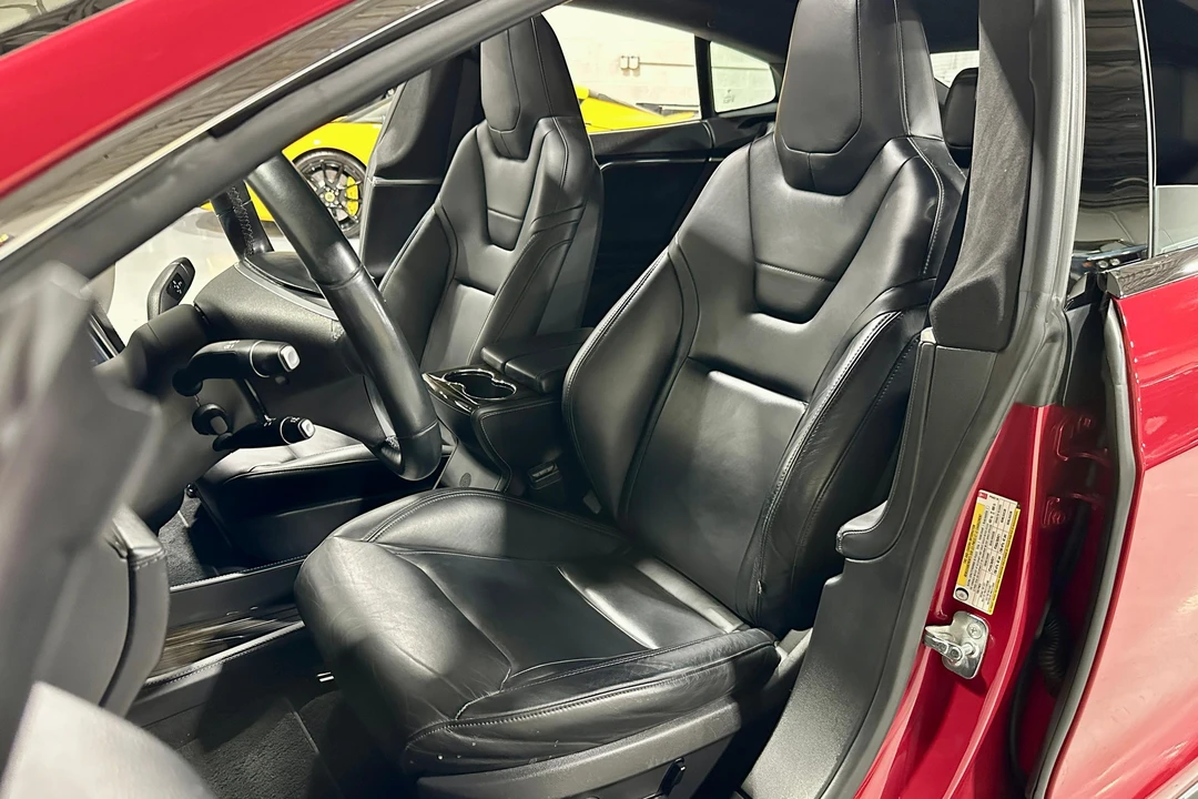 2014 Tesla Model S - Image 22 of 31