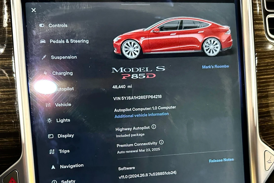 2014 Tesla Model S - Image 24 of 31