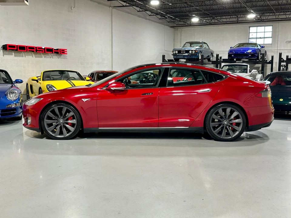 2014 Tesla Model S - Image 7 of 31