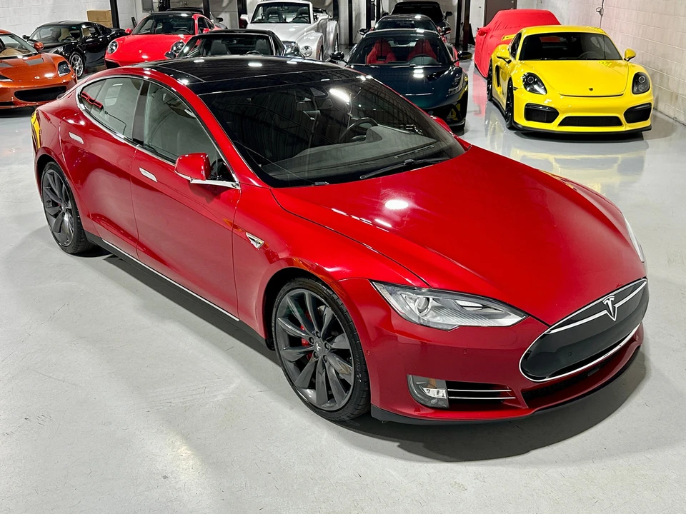 2014 Tesla Model S - Image 14 of 31