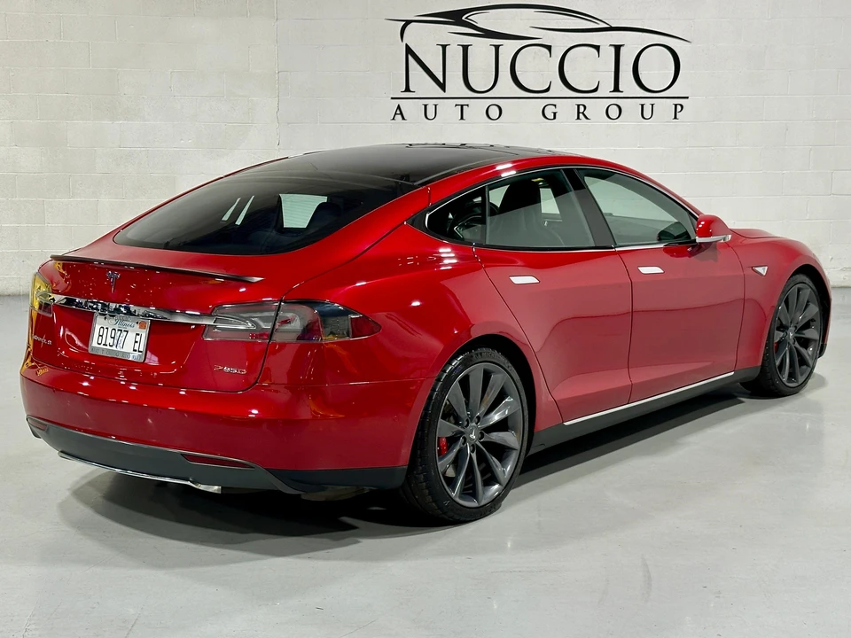 2014 Tesla Model S - Image 10 of 31